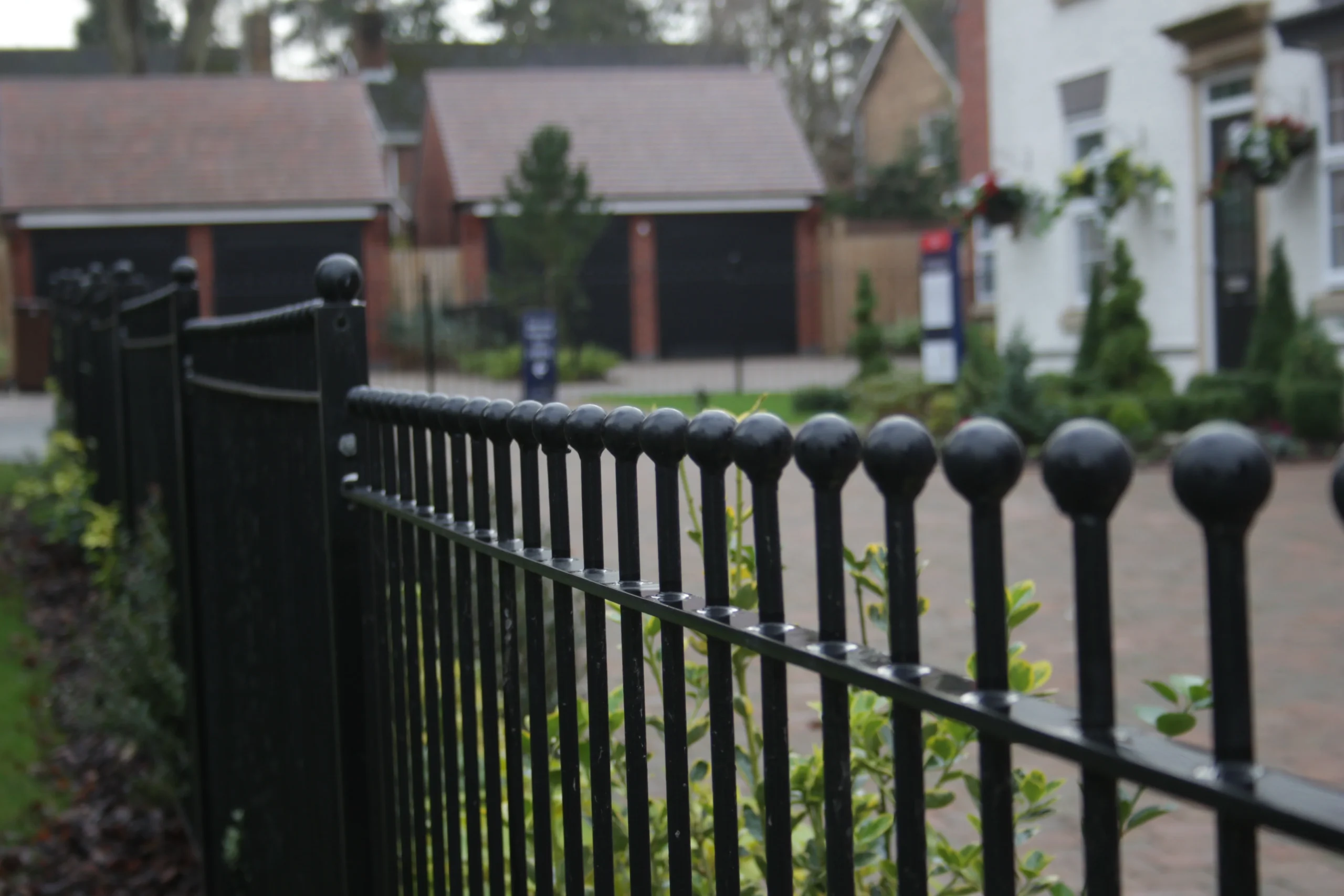 Top Fence Railing 900 mil High Ball Top Fencing from £105 per bay. Discount will apply ...